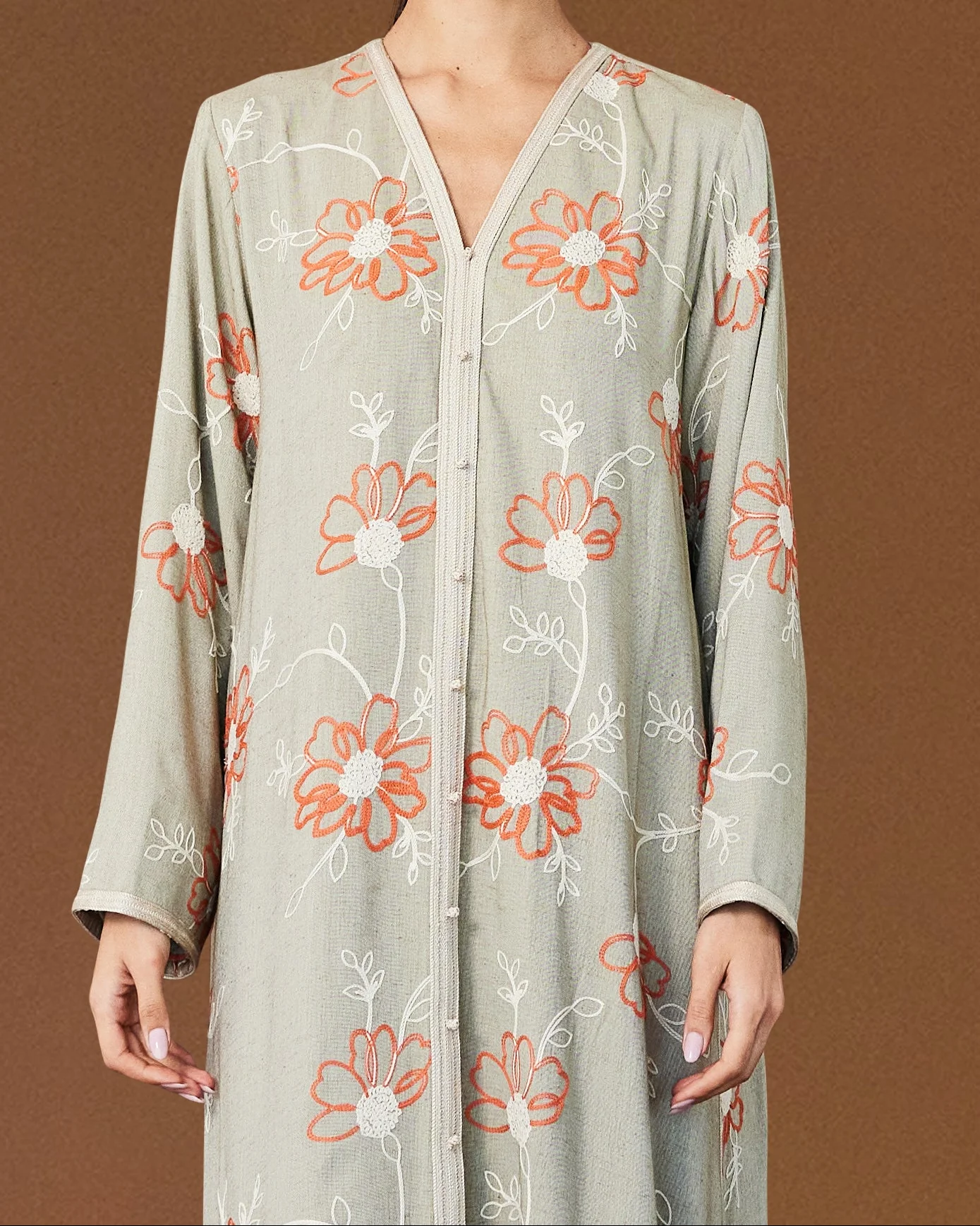Floral poise